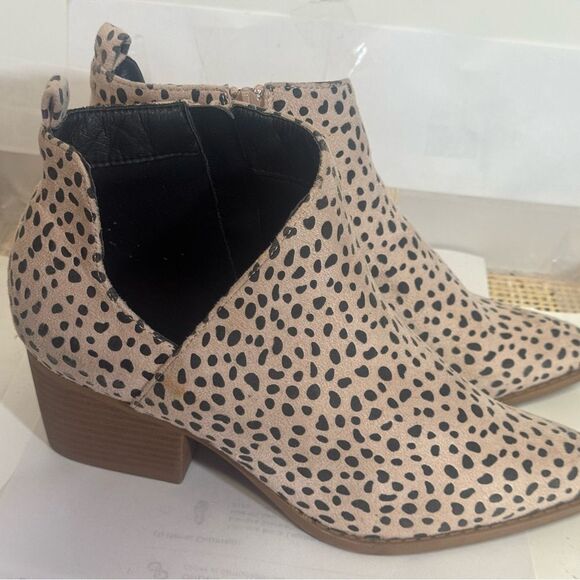 Jolie Black and Cream Heeled Boots size 8 good condition - Picture 6 of 7